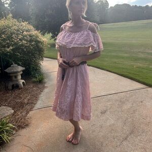 Vintage off Shoulder Sz L Pink Prairie Dress, Gunnie Sax Style tue straps EVC